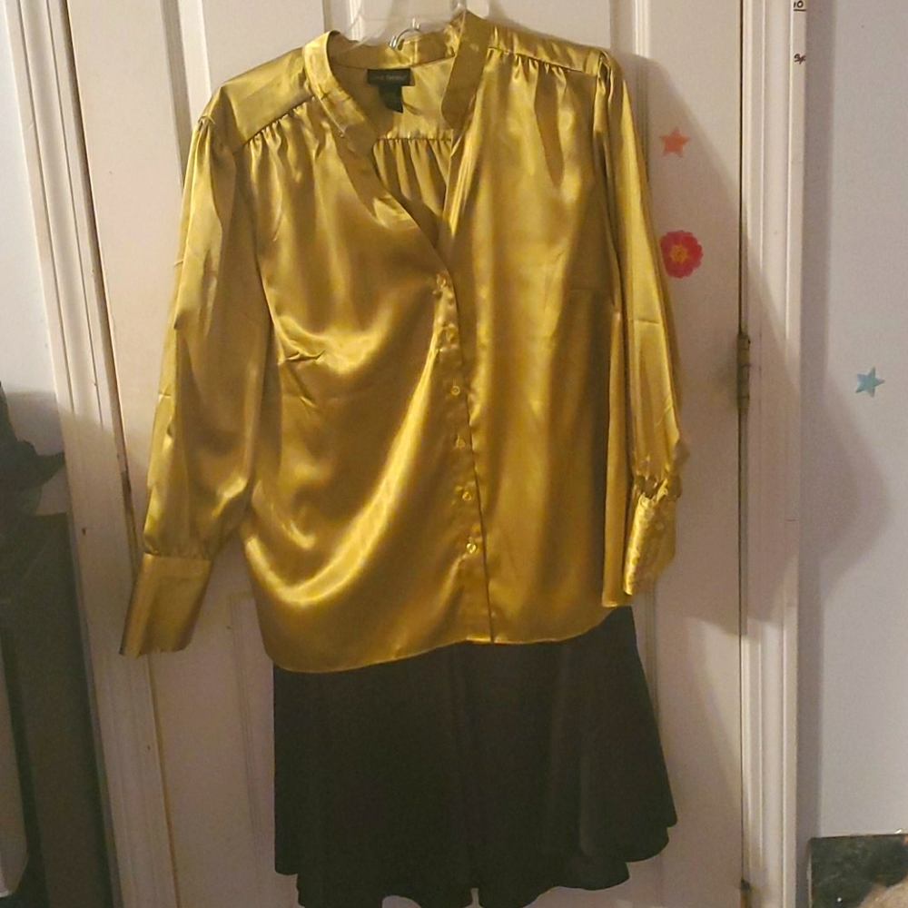 Silky top with long skirt